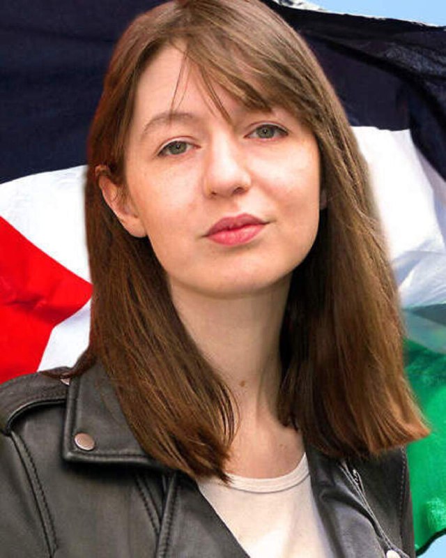 У Британії зросли продажі книжок Саллі Руні на тлі скандалу з Palestine Action