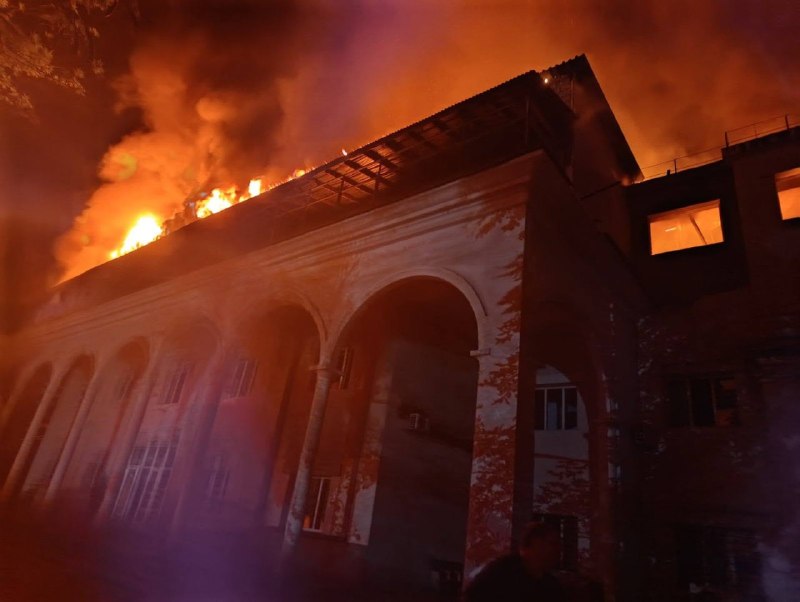 Російська атака пошкодила друкарню «Конві» та знищила близько 600 тисяч книжок